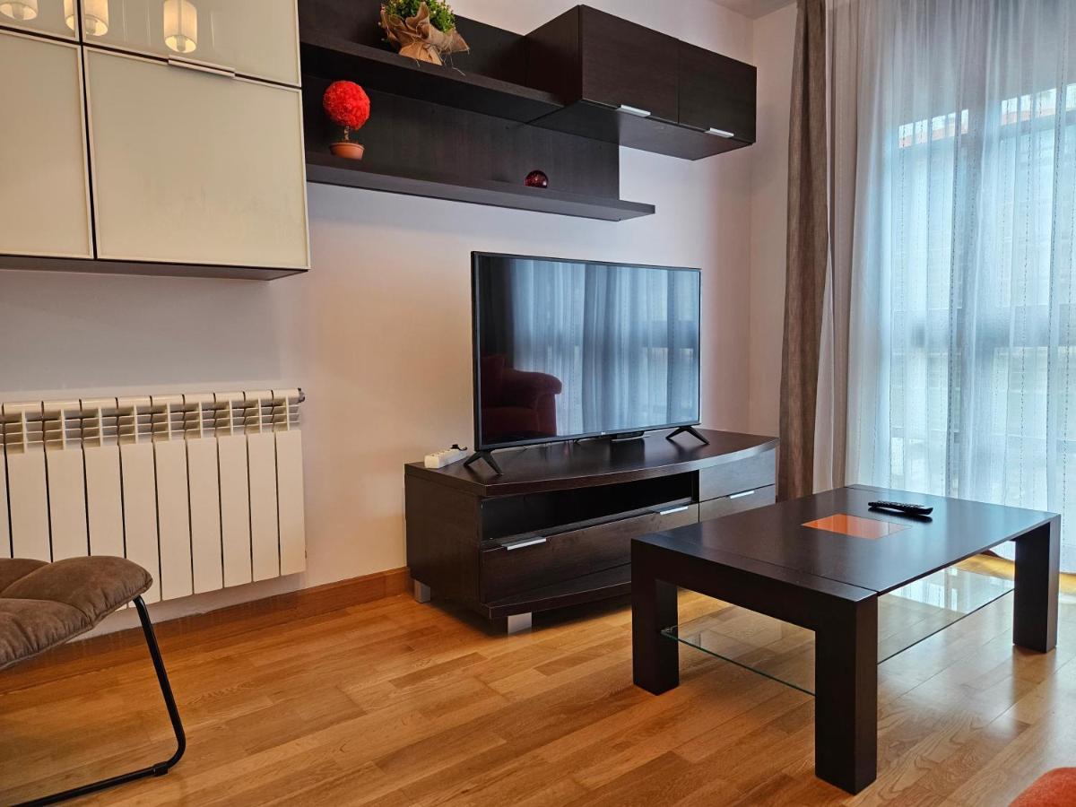13B01 Apartamento Con Terraza Y Garaje Ribadesella Eksteriør bilde
