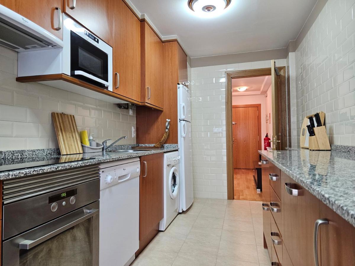 13B01 Apartamento Con Terraza Y Garaje Ribadesella Eksteriør bilde